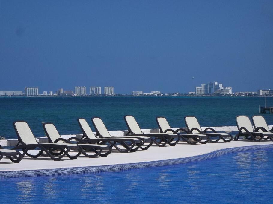 Punta Me Luxury Apartments Ocean View & Beach Front In Amara Cancún Exterior foto